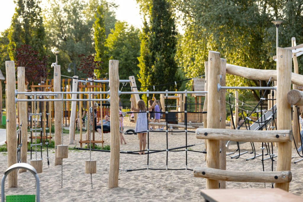 Robinia Play 8403 photo